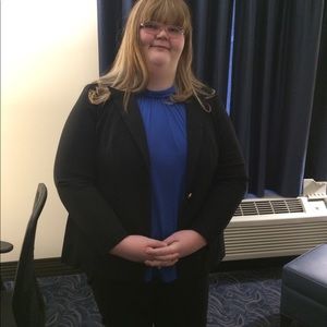 Meet your Posher, Sabrina